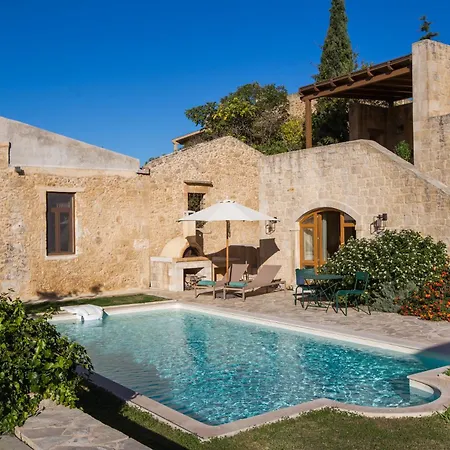 Village 4*