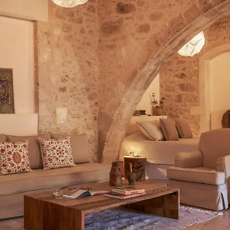 Hotel Village 4*