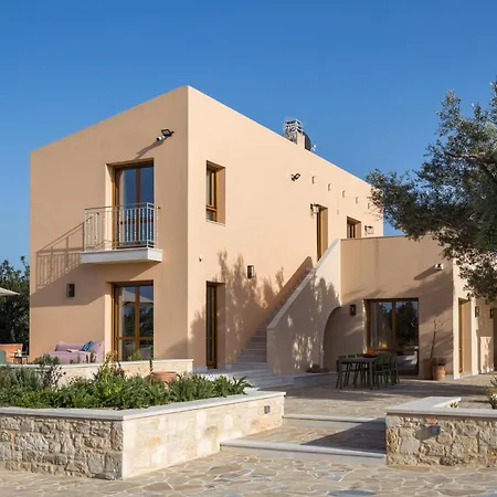 Hotel Village Kapsalianá